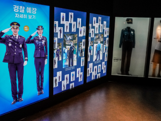 exhibition hall photo