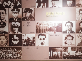 exhibition hall photo
