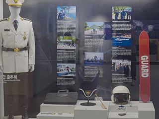 exhibition hall photo